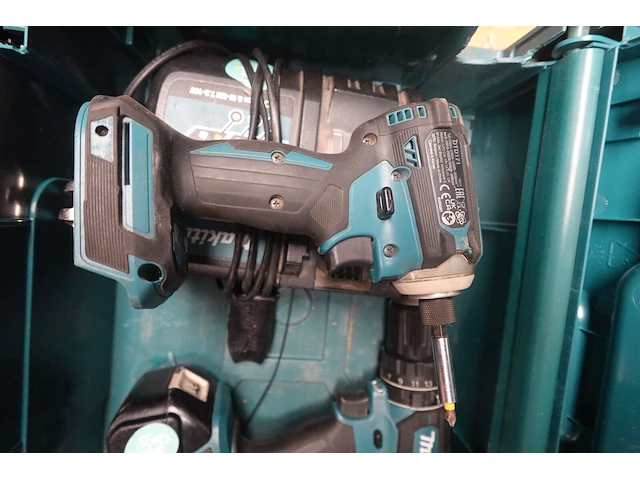 Accu slagschroevendraaier + boormachine makita - afbeelding 4 van  6