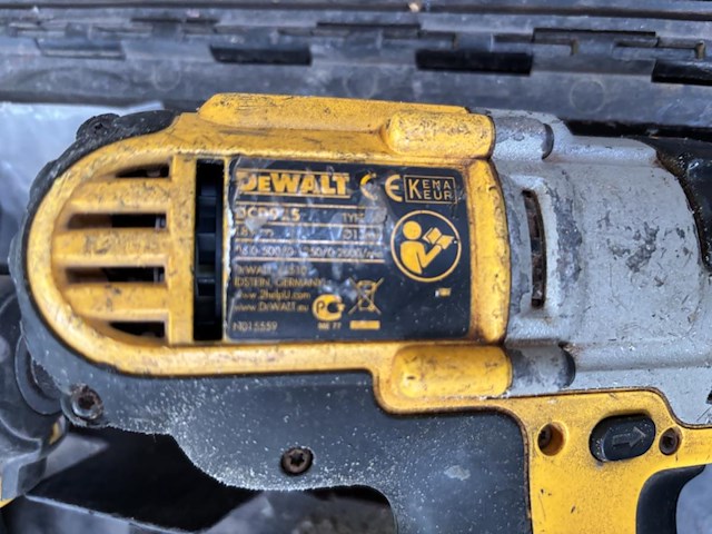 Accu slagschroevendraaier dcp 885+schroefmachine dcd 925 dewalt - afbeelding 2 van  3