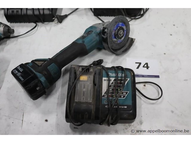Accu slijptol makita dga506, vv oplader, werking niet gekend - afbeelding 1 van  4