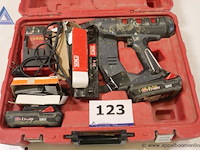 Accu tacker - senco - f-18 acculader - senco - coral - afbeelding 1 van  3