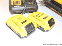 Accu tacker dew dcn680, vv oplader en 2 batterijen - afbeelding 3 van  4