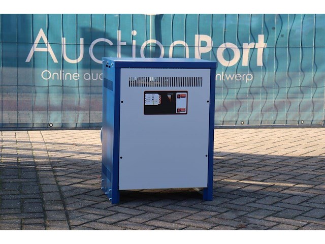 Accu veb e3 80v nieuw 100ah - afbeelding 1 van  1