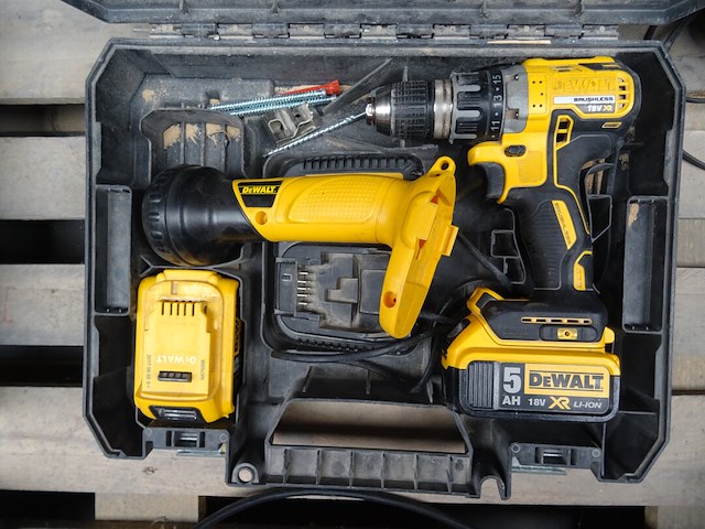 Accu vijsmachine dewalt - afbeelding 1 van  5