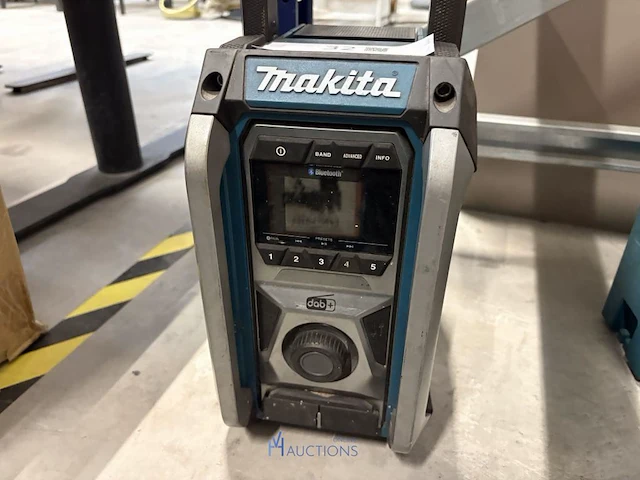 Accu werfradio makita mr007g - afbeelding 2 van  6