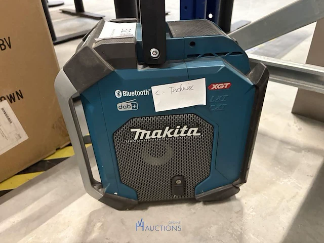 Accu werfradio makita mr007g - afbeelding 3 van  6