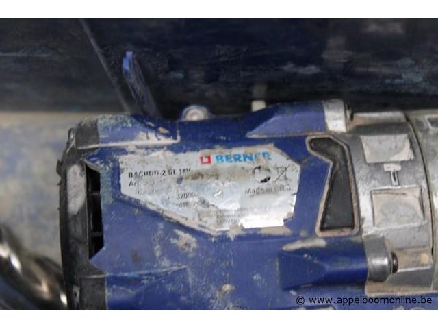 Accuboormachine - berner - 2x 18v accu - berner - 18v li-ion toebehoren - schijven, bitjes - afbeelding 2 van  2