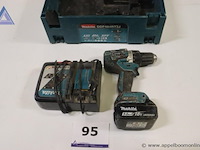 Accuboormachine - makita - ddf484 oplader - makita toebehoren - koffer - afbeelding 1 van  3