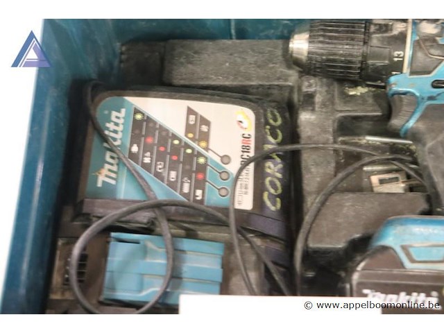 Accuboormachine - makita - dhf480 oplader - makita - dc18rc toebehoren - koffer - afbeelding 2 van  3