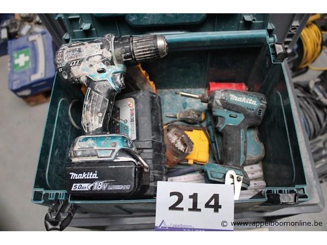 Accuboormachine - makita - dhp486 slagschroevendraaier - makita - dtd153 oplader - makita toebehoren - bitjes, zaagblad, extra onderdelen - afbeelding 1 van  3