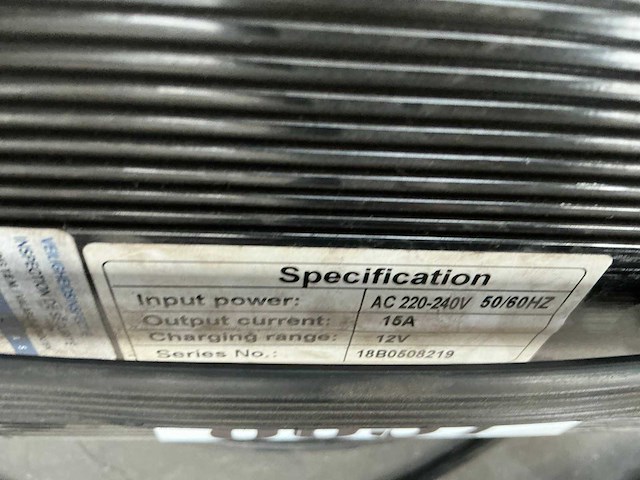 Acculader 12v - afbeelding 2 van  4