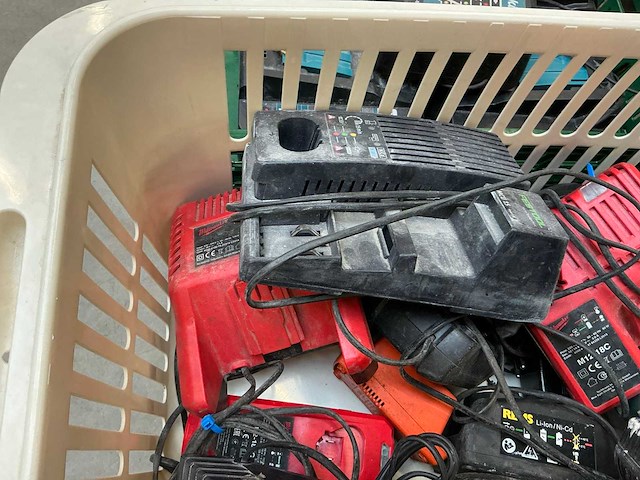 Acculader (13x) - afbeelding 5 van  5