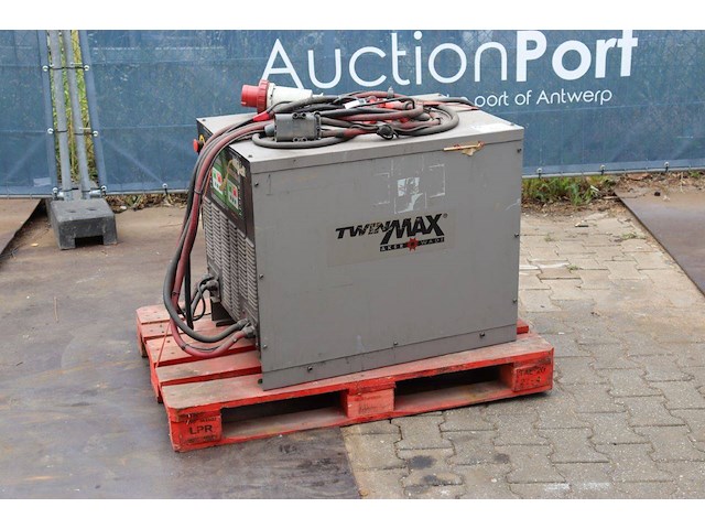 Acculader aker wade twinmax 15ci elektrisch 2011 - afbeelding 1 van  1