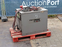 Acculader aker wade twinmax 15ci elektrisch 2011 - afbeelding 1 van  1