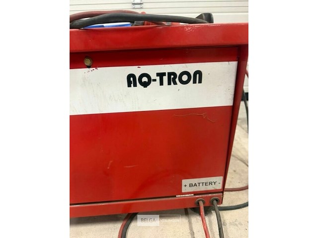 Acculader aq-tron - afbeelding 2 van  3