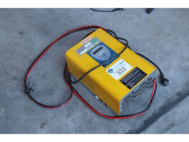 Acculader hawker 24v - afbeelding 1 van  1
