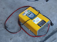 Acculader hawker 24v - afbeelding 1 van  1