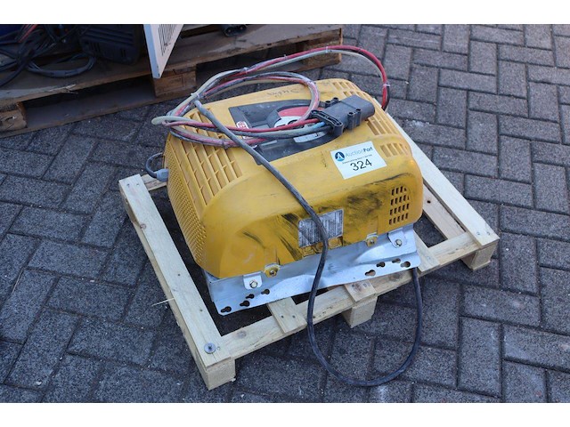 Acculader hawker 48v - afbeelding 1 van  1