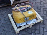 Acculader hawker 48v