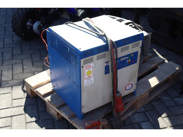 Acculader hawker motion line 48v - afbeelding 1 van  1