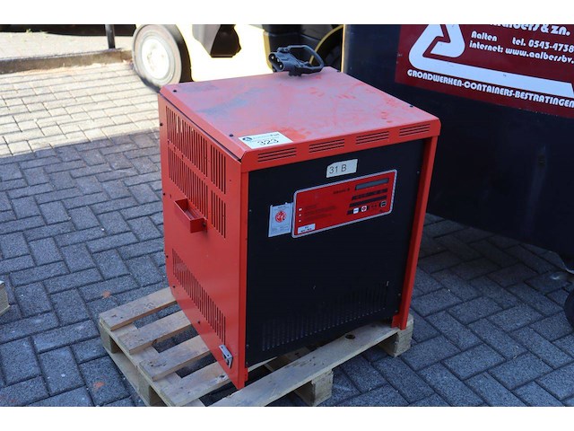 Acculader intronik d80v/90a 2019 - afbeelding 1 van  1