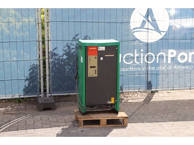 Acculader star 380/050-a 1998 - afbeelding 1 van  1
