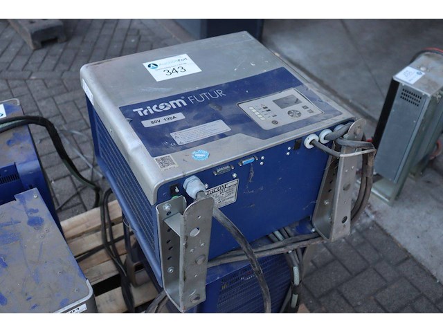 Acculader tricom futur 80v - afbeelding 1 van  1