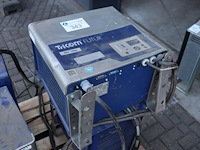 Acculader tricom futur 80v - afbeelding 1 van  1