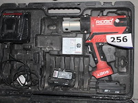 Accupersgereedschap - ridgid - rp 350 oplader - ridgid accu - ridgid - 18v li-ion toebehoren - koffer - afbeelding 1 van  2