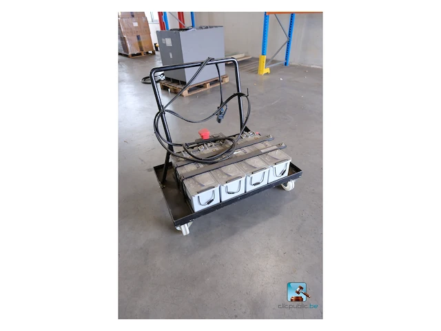 Accuset op trolley - afbeelding 1 van  5