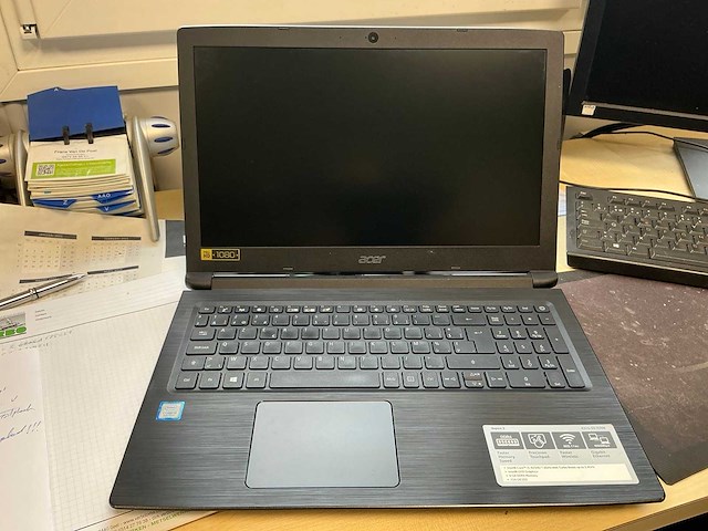 Acer aspire 3 laptop - afbeelding 1 van  4