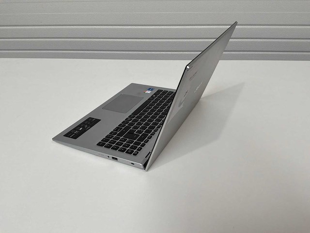 Acer aspire 5 n20c5 laptop - afbeelding 2 van  8