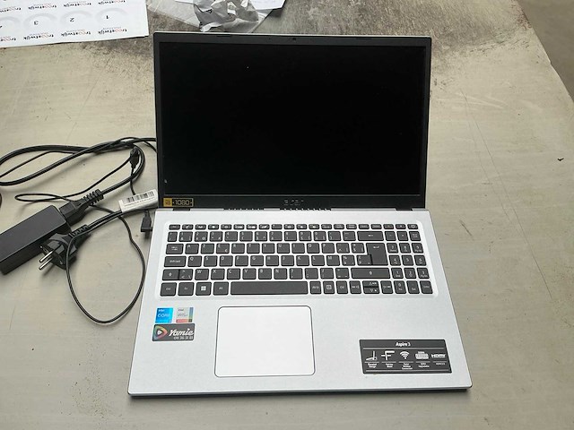 Acer aspire3 laptop - afbeelding 3 van  9