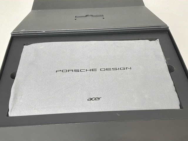 Acer n19h5 porsche design laptop - afbeelding 3 van  11