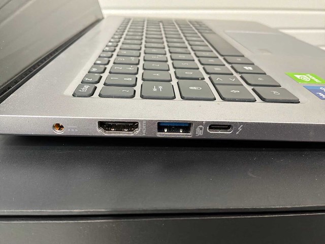 Acer n19h5 porsche design laptop - afbeelding 7 van  11