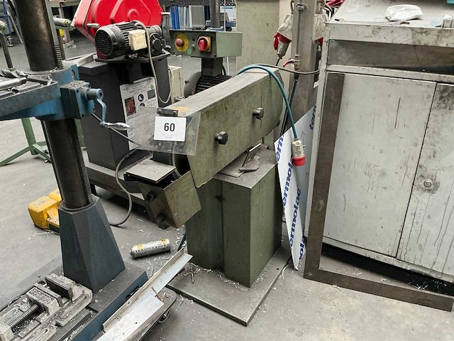 Acetimachine bandschuurmachine - afbeelding 2 van  6