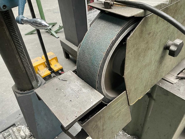 Acetimachine bandschuurmachine - afbeelding 6 van  6