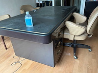 Acior set met een bureau bestaande uit 5 kasten, 5 stoelen, 1 vloerlamp en 1 bureau - afbeelding 4 van  21
