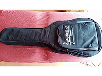 Acoustisch - getekend “martinez" gitaar rood - afbeelding 2 van  3