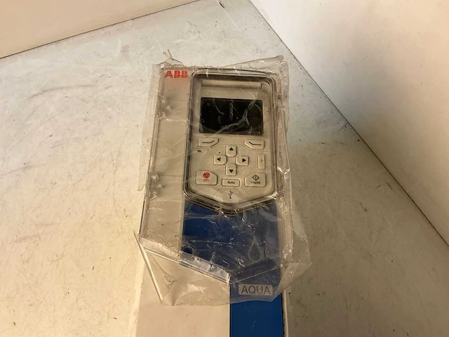 Acq580-01-026a-4+b056 frequentieregelaar - afbeelding 3 van  5
