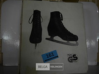 Acro kunstschaatsen mt 46