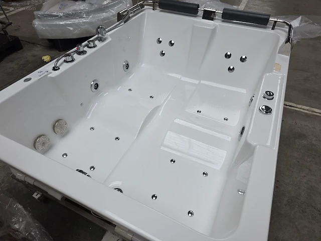 Acryl rechthoekig hydromassagebad eago - afbeelding 1 van  15