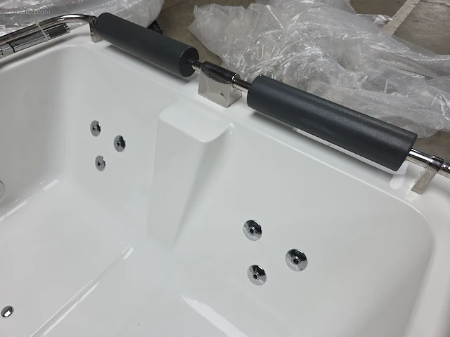 Acryl rechthoekig hydromassagebad eago - afbeelding 9 van  15