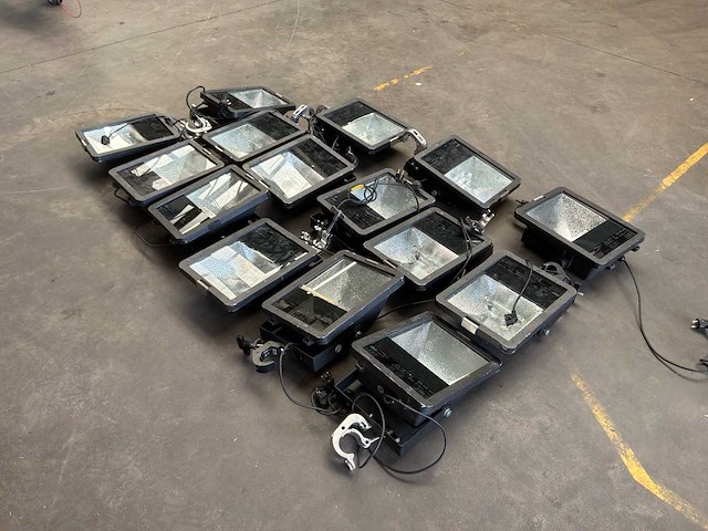 Act andere lichttechniek - spot - hqi - lot - afbeelding 1 van  19
