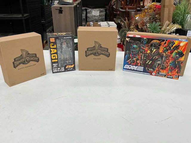 Actiefiguur (4x) - afbeelding 1 van  8