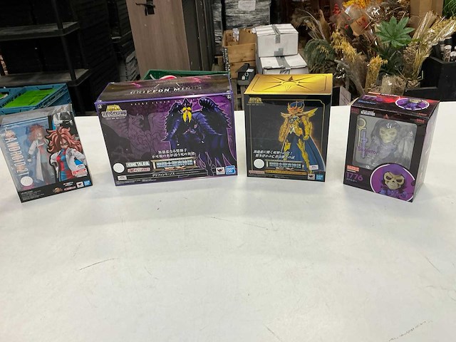 Actiefiguur (4x) - afbeelding 1 van  7