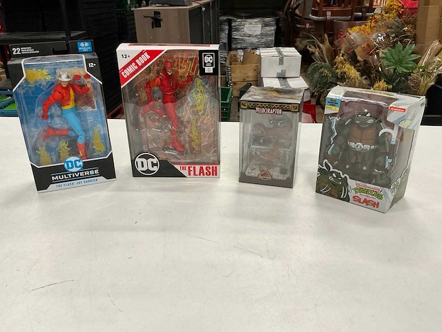 Actiefiguur (4x) - afbeelding 1 van  5