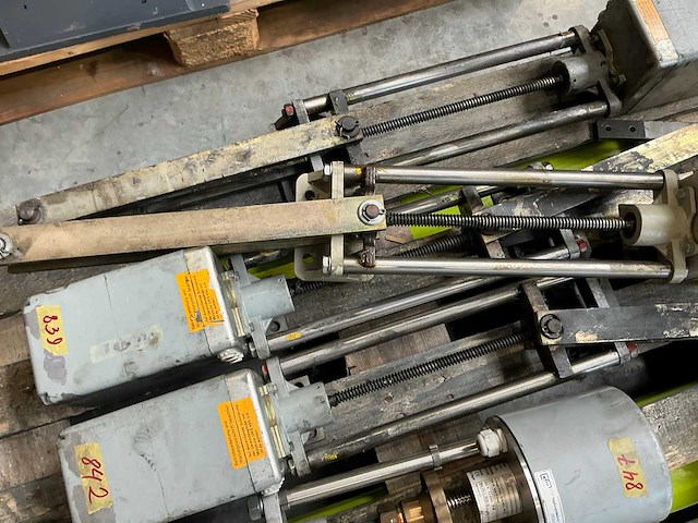 Actuator (4x) - afbeelding 3 van  4