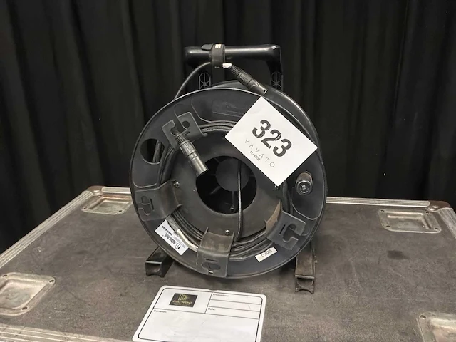 Adam hall 70225 kabeltrommel cat6 - afbeelding 1 van  4