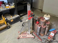 Adamas 1600 diamantkernboormachine met standaard - afbeelding 4 van  5