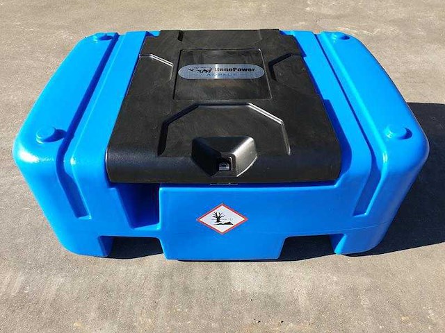 Adblue tank 200 l - ongebruikt - afbeelding 2 van  6
